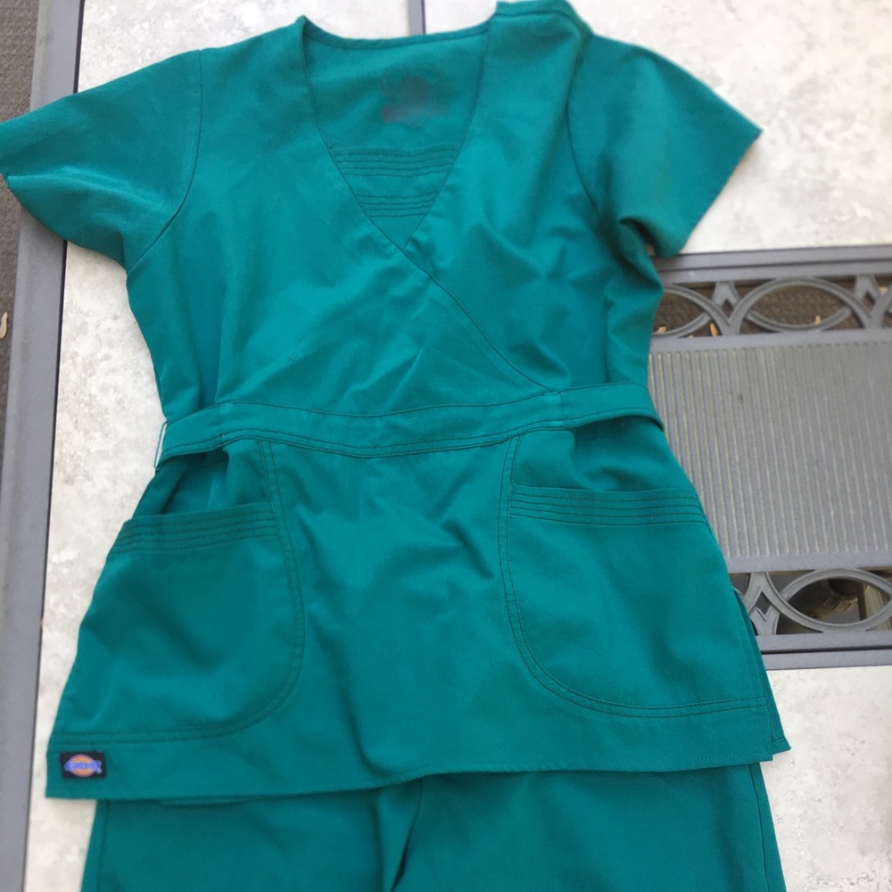Dickies Scrub Set